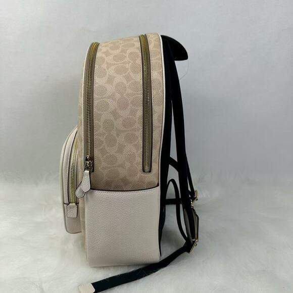 Coach Large Court Backpack In Signature Canvas CZ175 Gold/Sand/Chalk NWT - Picture 3 of 10